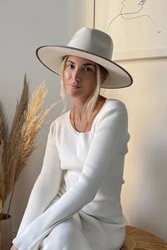 White Fedora Hat Fedora Hat Outfits, White Fedora Hat, White Fedora, Ivory Hat, Pork Pie Hat, Rancher Hat, Outfits With Hats, Wide Brimmed Hats, Brim Hat