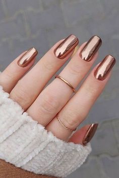 - 6 colors chrome press on nail - Quantity: 10pc acrylic press on in the box  - 10 shapes to choose: Short almond, long almond, Short round, long round, Short coffin, long coffin, Short squre, Long square, Short stiletto, Long stiletto -6 colors to choose: Rose gold, Pink gold, Pure gold, Champagne gold, Amber gold, Copper - One sheet of nail glue sticker is included  * How to order * 1. Choose nail shape 2. Choose size 3. Write down the color you want: Rose gold, Pink gold, Pure gold, Champagne Copper Nails, Nagellack Trends, Gold Nail, Her Nails, Round Nails, Foil Nails, Dipped Nails