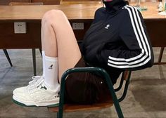 Korean Sporty Outfits, Outfit Adidas, Adidas Outfit, Aesthetic Outfit, Sporty Outfits, Fashion Aesthetic, Sporty Style