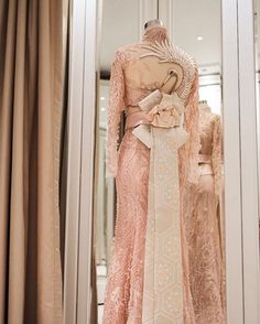 Wedding Dress Muslimah, Dress Pengantin, Muslim Gown, Brukat Dress, Kebaya Lamaran, Qipao Modern, Kondangan Outfit, Kebaya Wedding, Nikah Dress