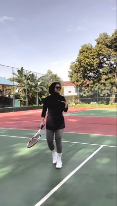 Sporty Hijab Outfit, Sporty Chic Outfits, Modest Gym Outfit, Gymwear Outfits