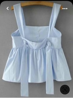 Diy Tops, Frill Tops, Looks Street Style, Diy Sewing Clothes, Crop Top Outfits, Casual Style Outfits, Sewing Clothes, Shirt Women