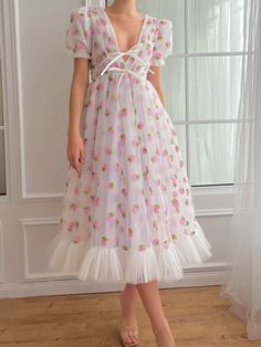 Strawberry Midi Dress White Fancy Birthday Outfits, Strawberry Dress Aesthetic, Puffy Birthday Dress, Lirika Matoshi Dress, Lirika Matoshi Strawberry Dress, Boho Kaftans, Strawberry Clothes, Strawberry Clothing, Turner Dress