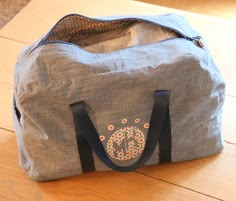 So fière de mon sport Bag! tuto Sport Tote Bag, Activity Bags, Sac Diy, Diy Bags Purses, Sac Week End, Couture Sewing, Bags Tutorial, Diy Couture, Judo