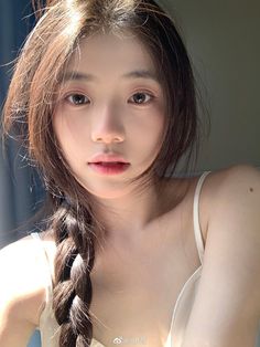 Gals Photos, Pretty Makeup Looks, Style Korea, Cute Poses For Pictures, I Love Girls, Korean Hairstyle, Medium Length Hair Styles