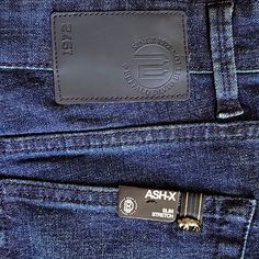 Dark Blue Buffalo David Bitton Womens 30/30 Slim Stretch Ash-X Jeans See Pics For Details. Nwt Buffalo Jeans, Leopard Print Jeans, Torn Jeans, Blue Buffalo, Leather Label, Printed Jeans, Women Denim Jeans, Dark Wash Denim, Leather Patches