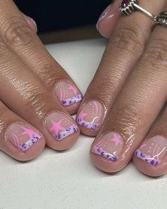 Short Gel Designs, Nail Designs Natural Nails Short, Cool Short Nails Design, Short Creative Nails, Diy Short Nail Designs, Nail Art With Stickers, Natural Nails Short Designs, One Finger Nail Design, Short Nail Polish Ideas