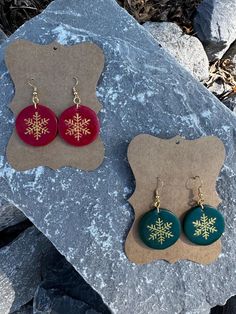 Made with nickle free fishhook earrings.  Capture the spirit of Christmas in these simple yet beautiful earrings.  Every pair is handmade and unique. Fishhook Earrings, The Spirit Of Christmas, Spirit Of Christmas, Snowflake Earrings, Fish Hook Earrings, Christmas Snowflakes, Fish Hook, Christmas Spirit, Beautiful Earrings