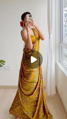 New Drape Saree, Saree Look For Haldi Function, How Saree Wear, Blouse On Designer Saree, Haldi Saree Draping, Saree Styles For Wedding Function, Saree For Friends Wedding Indian, Function Saree Look, Best Saree Draping Styles