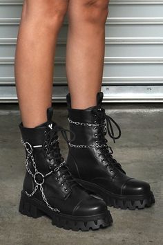 Cyrus Chain Boots FOOTWEAR KOI Footwear Grunge Harness Outfit, Black Boots With Chains, Punk Combat Boots, Boots Grunge, Boots With Chains, Shoes With Chains, Chain Boots, Cute Boots Aesthetic, Chain Shoes