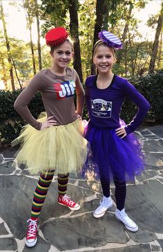 Peanut butter and jelly costume diy Pb&j Costume Diy, Peanut Butter Costume Diy, Peanut Butter And Jelly Costume Kids, Pb&j Costume, Butter Costume Diy, Diy Peanut Butter And Jelly Costume, Peanut Butter And Jelly Halloween Costume, Easy Costume Ideas For Women Diy, Peanut Butter Jelly Costume