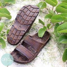 Experience a fresh take on Pali Hawaii's popular Jandals with the Jon Sandals! Designed with a touch of rugged masculinity, these sandals boast a wider footbed and thicker straps for a more comfortable fit. The cushy sole provides superior support, making them perfect for leisurely strolls and warm-weather relaxation. Step into these everyday favorites and discover why they're loved by men everywhere. Whether you're heading to the beach, exploring the city, or simply enjoying the laid-back vibe Cruise Sandals, Jesus Sandals, Mens Sandals, Sandal Espadrille, Slip On Sandal, Warm Weather, The City, Slides, Espadrilles