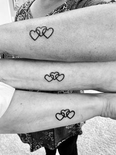 Heart, hearts, hand tattoo, tattoo, ink, black, white, fine line tattoo, hand, heart tattoo, new ink, simple tattoo, girly tattoo, feminine tattoo, tattoo idea, highlight, shading, artist, matching tattoo, mom tattoo, grandma tattoo Heart Tatoos Woman Hand, Fine Line Tattoo Hand, Line Tattoo Hand, Tattoo Grandma, Hand Heart Tattoo, Grandma Tattoo, Girly Tattoo, Tattoo Mom