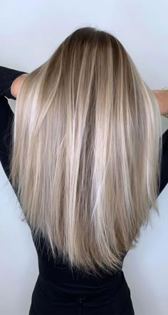 Hair Colour Trends, Hair Colour Ideas, Cool Blonde Hair, Balayage Blonde, Colour Trends