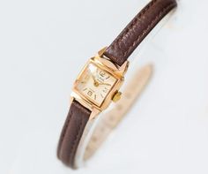 Classic Watch Women, Art Deco Women, Silver Watches Women, Vintage Watches Women, Small Watch, Watches Women Leather, Watch Women, Watch New, Stylish Watches