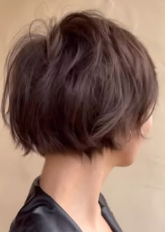 Hair Inspiration Short, Edgy Short Hair, Hair Life, Short Hair Haircuts, Back View, Short Bob Hairstyles, Great Hair, Hairstyles Haircuts