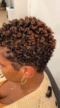 Short Hair Curl Specialist on Instagram: "Still working on my lighting ... Bougie Hairstyles, Short Natural Curls, Natural Hair Haircuts, Natural Hair Cuts