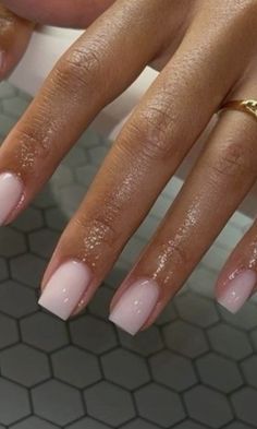 Maternity Nails, Milky Pink Nails, Pink Nails Opi, White Short Nails, Baby Shower Nails, Bridesmaids Nails, Kutek Disney, Milky Pink, Milky Nails