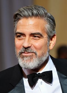 The Portuguese Gentleman: Looking for... new beard styles? New Beard Style, Older Men Haircuts, Dyed Hair Men, Granny Hair, Best Hair Dye, Grey Hair Men, Most Stylish Men