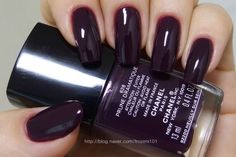 Pretty Poison, Dark Purple Nails, Chanel Nail Polish, Really Cute Nails, Winter Nail, Minimalist Nails, Dream Nails, Funky Nails, Pretty Acrylic Nails