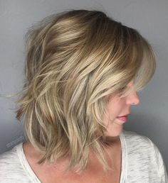 Choppy Blonde Bob Trendy Choppy Hairstyles, Choppy Bob Hairstyles Medium Length, Choppy Bob Hairstyles Shoulder Length, Choppy Bob Hairstyles For Fine Hair Mid Length Medium Layered, Medium Choppy Haircuts, Makeup Tip, Hair 2024, Medium Blonde, Medium Length Hair