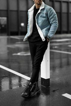 Black Boots Men Outfit, Outfits Quotes, Mens Fall Outfits, Boots Men Outfit, Boots Outfit Men, Black Outfit Men, Black Boots Men, Instagram Presets, Street Jeans