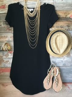 Fun in the Sun Tunic Dress: Black Rok Outfit, Mode Tips, Maxi Rok, Sleeves Blouse, Blouse Shirt, Mode Inspiration, Spring Summer Outfits, Flip Flop