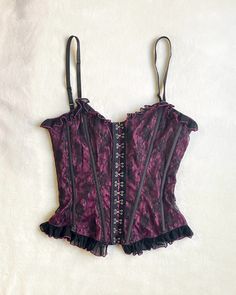 #90sgrunge #vintageclothing #darkcoquette #fairycore #styleoftheday Vintage Corset, 90s Grunge