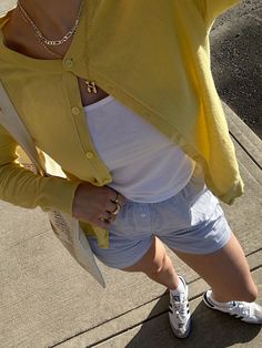 IG: @hannahsmiiith | colorful summer outfits, yellow summer outfit inspo, cute and casual summer outfits, easy summer outfit ideas, neutral summer outfits, weastern summer outfits, country concert outfit ideas, classy summer outfit inspo Summer Outfits Yellow, Summer Outfits Country, Summer Outfits Easy, Yellow Summer Outfit, Outfits Country Concert, Outfit Ideas Classy, Neutral Summer Outfits, Country Concert Outfit Ideas, Easy Summer Outfit