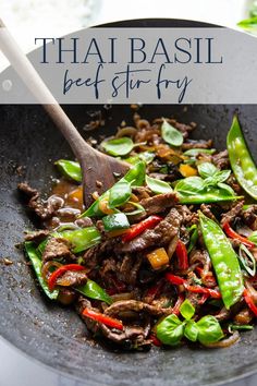 the stir fry has beef and vegetables in it