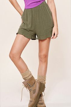 Comfy shorts with flared hem with pockets. R-1, 2, 3 Trendy Wide Leg Shorts For Fall, Casual Pants With Built-in Shorts For Fall, Chic Mid-thigh Length Shorts For Summer, Chic Mid-thigh Length Summer Shorts, Spring Wide Leg Shorts With Cargo Pockets, Casual Green Wide Leg Shorts, Short Length Fall Loungewear Bottoms, Summer High-waisted Shorts With Rolled Hem, Summer Shorts With Cargo Pockets