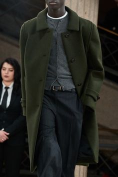 Green Coat Outfit, Fall 2023 Ready To Wear, 2023 Ready To Wear Collection, 2023 Ready To Wear, Fashionista Clothes, Coat Outfits, Men Fits