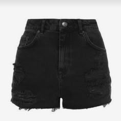 A Topshop Moto Faded Black High Waist Rise Distressed Mom Denim Shorts Nwt 6 Details: New With Tags High Rise Distressed Ripped Details Cut Off - Raw Hem Traditional 5 Pockets And Belt Loops Zip Button Fly Waist: 14" Rise: 11" Inseam: 2.5" 100% Cotton Black Ripped Shorts, Black Distressed Shorts, Destroyed Denim Shorts, Shorts Ripped, Short Noir, Denim Overalls Shorts, Mom Denim, Pants Short, Mom Jeans Shorts