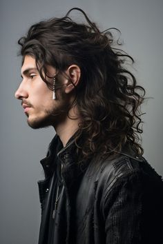 Handsome man with long curly hair Long Hair Ideas, Best Curly Hairstyles, Curly Hairstyles For Men, Men's Long Hairstyles, Foto Tips, Corte De Cabelo Masculino, Hairstyles For Men, Curly Hair Men