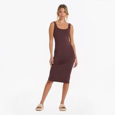 Halo Essential Dress | Chestnut Heather – Vuori Clothing Vuori Dress, Maroon Dresses Casual, Black Halo Dress, Coastal California, California Lifestyle, Performance Dresses, Essential Dress, Scoop Neck Dress