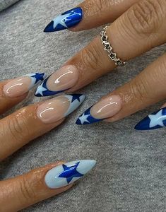 Cute Simple Nails Royal Blue, Bold Almond Nails, Summer Nails Acrylic 2024, Colourful Winter Nails, Fall Natural Nail Designs, Simple Gel Nails Blue, Nails Blue Almond Shape, Almond Nails With Accent Nail, Royal Blue Nails Glitter