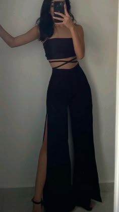 Adult Prom Outfit Ideas, Evening Party Dress Night Short, Black Outfit Aesthetic Classy, Formal Two Piece Outfits, Short Party Dresses For Women, Birthday Party Fits, Prom Jumpsuit, 파티 드레스