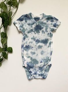 Kimono Onesie, Baby Kimono, Easy Wrap, Luxe Style, Baby Colors, Matching Tees, Unisex Baby Clothes, Tie Dye Shorts, Kimono Style