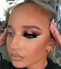 Plouise Makeup Eyes, Plouise Base, Makeup Social, Club Makeup, Plouise Makeup, Plouise Makeup Academy, Eye Makeup Styles, Cute Eye Makeup, Full Glam