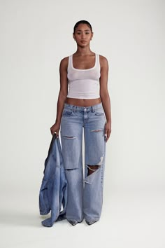 TLC / ABYSS Date Night Outfits With Jeans, Low Rise Denim Jeans, Los Angeles Street Style, Tailored Jeans, Cargo Jumpsuit, Mode Inspo, Fall Fits, Jeans Size Chart, Fits Inspo