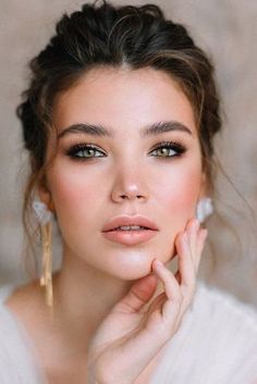 Natural Wedding Makeup Looks, Make Up Sposa, Makeup Bride, Wedding Pose