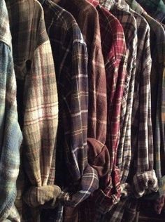 Flannel Outfits Men, Look 80s, Bridal Party Getting Ready, Look Grunge, Tokyo Street Fashion, Flannel Outfits, Hipster Grunge, Flannel Shirts