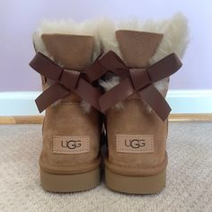 Comfy Coquette, Coquette Pink Aesthetic, Uggs Shoes, Ugg Mini Bailey Bow, Mini Baileys, Bow Boots, Ugg Mini, Bailey Bow