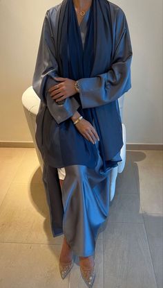 Outfit Abaya, Abaya Outfits, Khaleeji Aesthetic, Abaya Fashion Dubai, Abaya Outfit, Estilo Hijab, Hijabi Fits, Eid Outfit