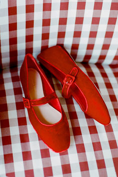 Red And Leopard Print, Bridal Journal, Red And Leopard, Ginger Red, Shoe Wardrobe, Velvet Clutch, Bow Sandals, Fashion Wishlist, Color Inspo