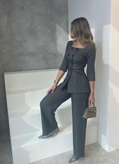 Corset Professional Outfit, Luxury Structured Pantsuit For Workwear, Corporate Corset Outfit, Elegant Tailored Set For Office Wear, Doctor Outfit Women, Women’s Suit Corset, Elegant Outfit Classy, Corporate Outfits, Stylish Work Attire