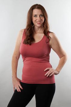 Sleeveless Tops With Built-in Bra For Layering, Versatile Yoga Tops With Tank Straps, Stretch Solid Color Vest For Layering, Versatile Tops With Built-in Bra For Layering, Versatile Seamless Pink Top, Versatile Pink Stretch Tank Top, Pink Tank Top For Summer, Versatile Stretch Vest Tops, Versatile Camisole Tops For Workout