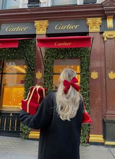 Red Bow #christmas #blondhair #bow