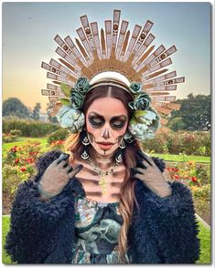 Catrina Costume, Flower Headband Diy, Day Of The Dead Party, Sugar Skull Halloween, Halloween Outside, Headpiece Diy, Halloween Makeup Inspiration, Halloween Makeup Looks, Fantasy Gowns