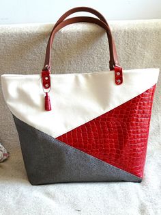 Upcycled Leather, Quilted Tote Bags, Crochet Bags Purses, Patchwork Bags, Handmade Handbags, Leather Bags Handmade, Denim Bag